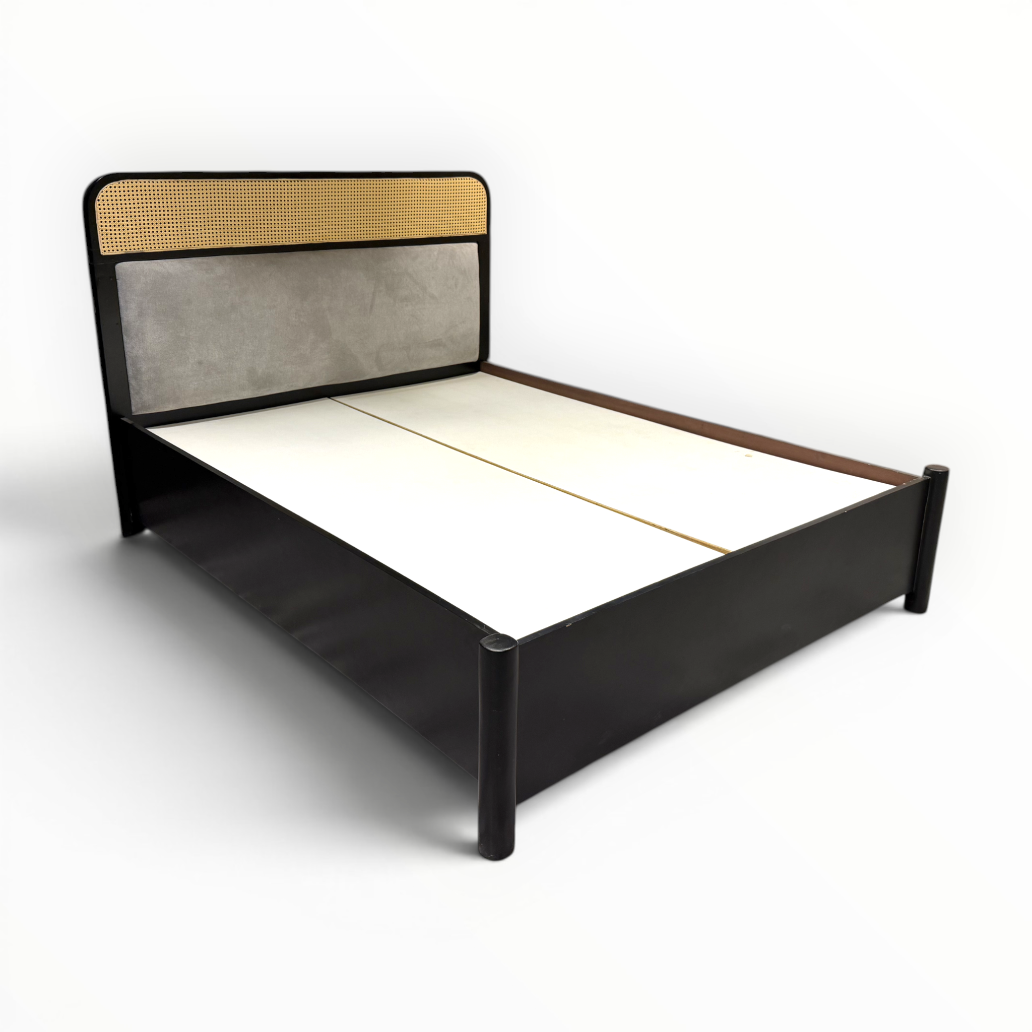 CL - Bed Queen Size