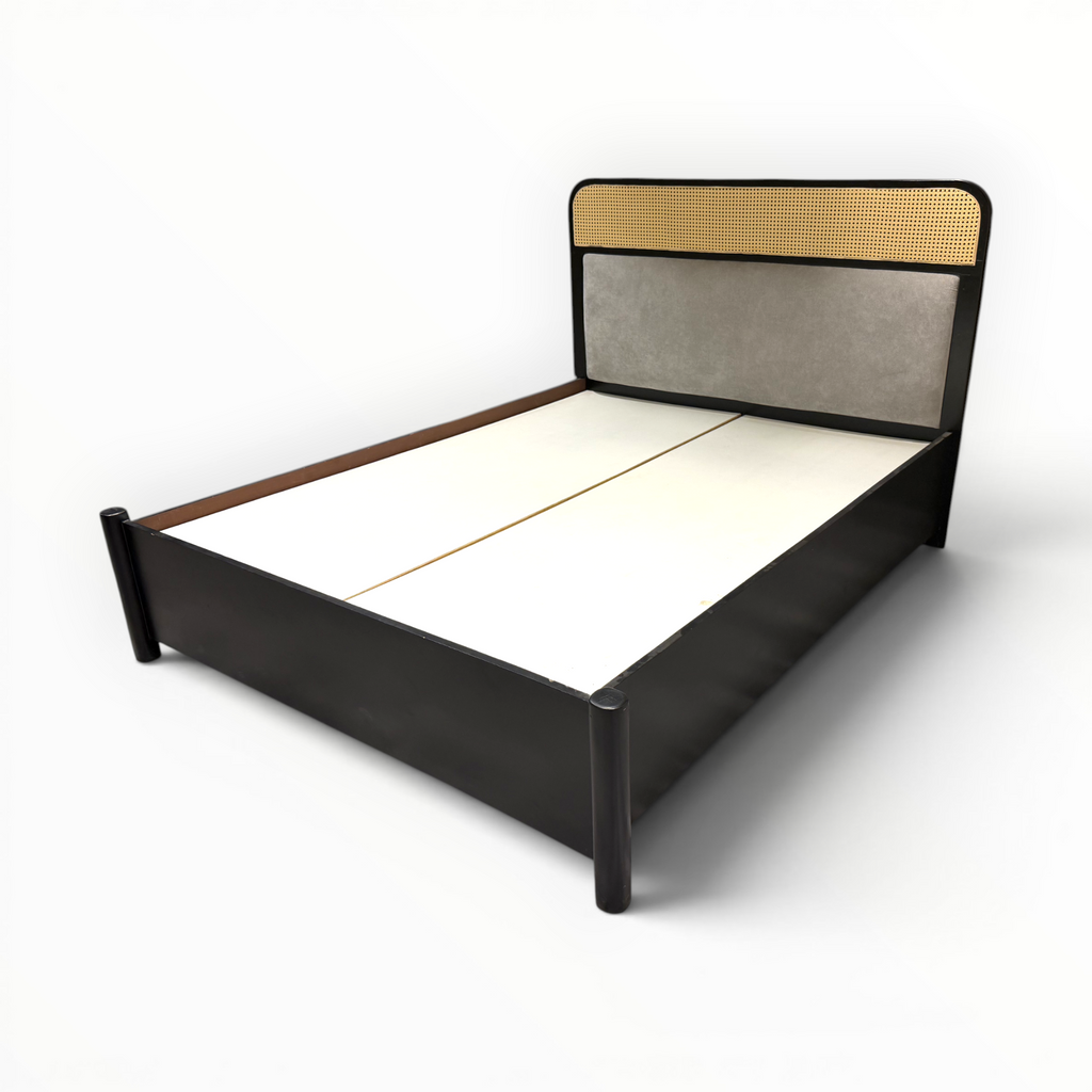 CL - Bed Queen Size